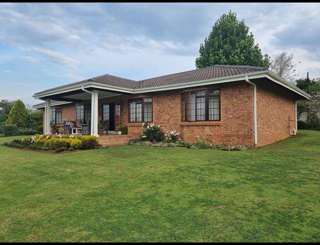 3 BEDROOM TOWNHOUSE RENTED IN HOWICK NORTH